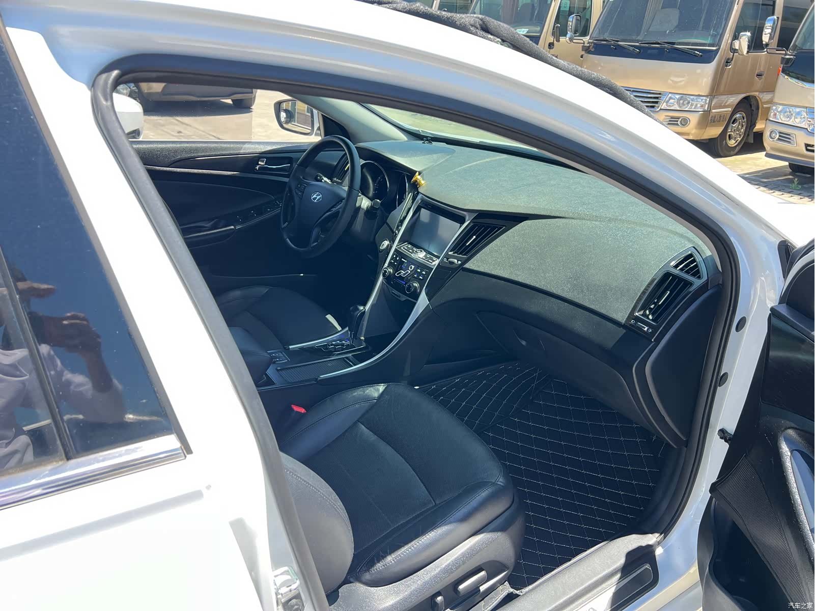 Hyundai Sonata, 2012 18