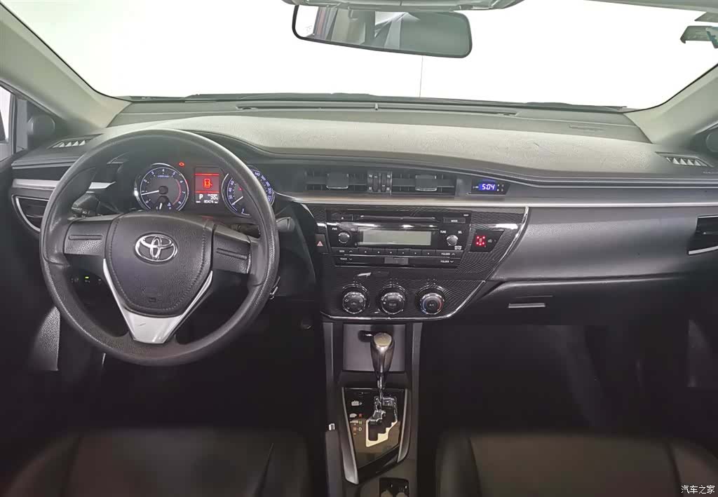 Toyota Corolla, 2017 все фото
