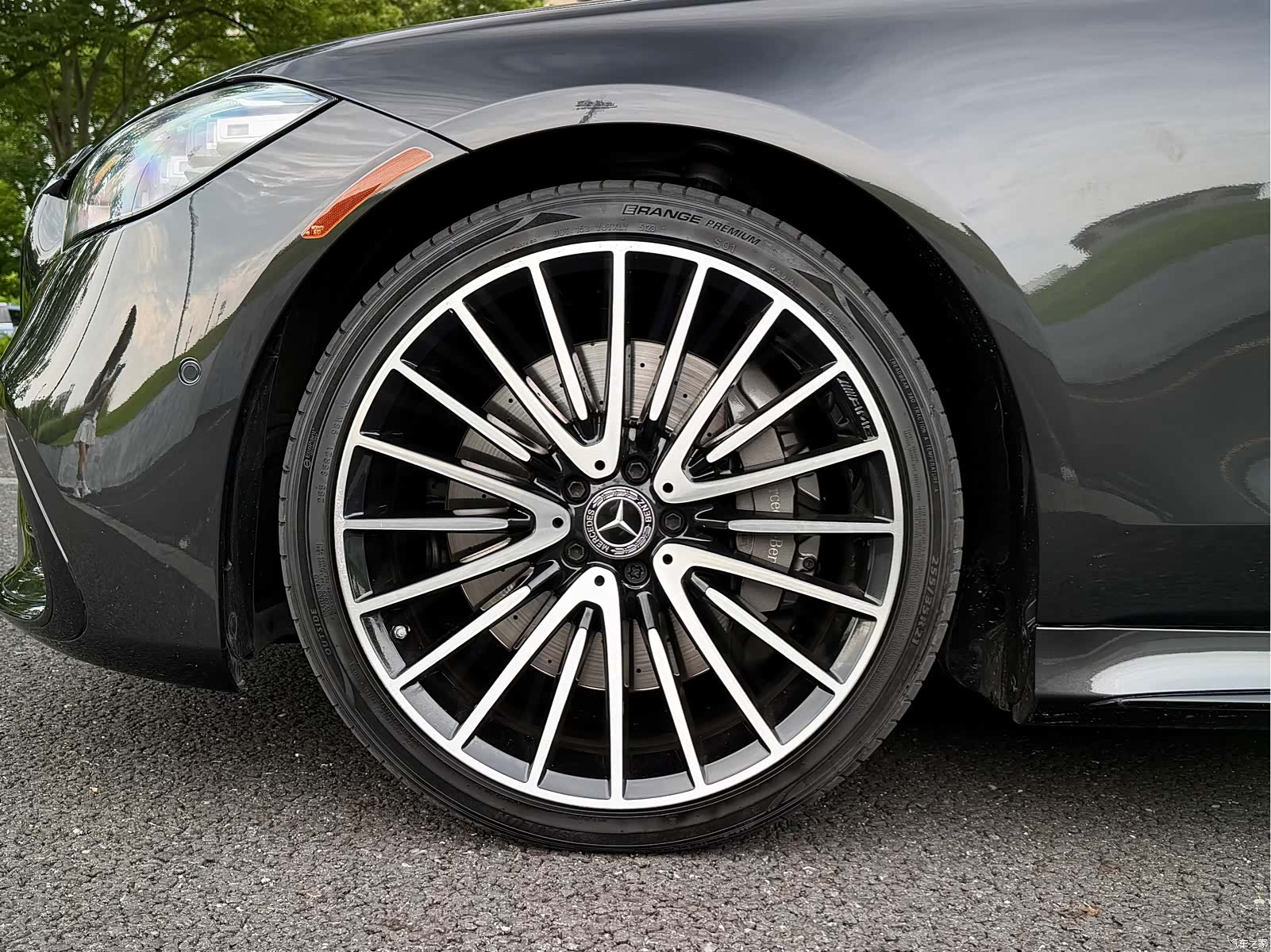Mercedes-Benz S-Class, 2024 29