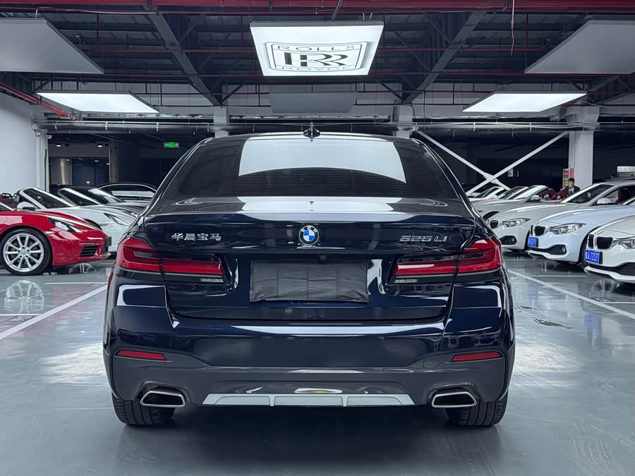 BMW 5 Series 2022, фото 20