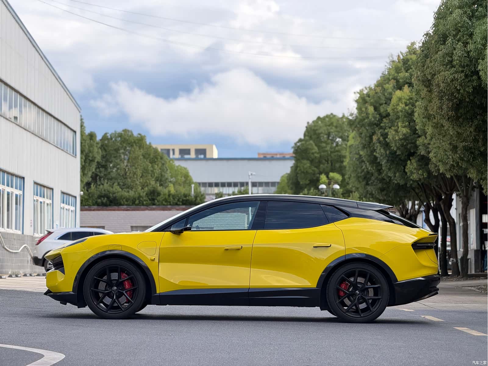Lotus ELETRE, 2024 4