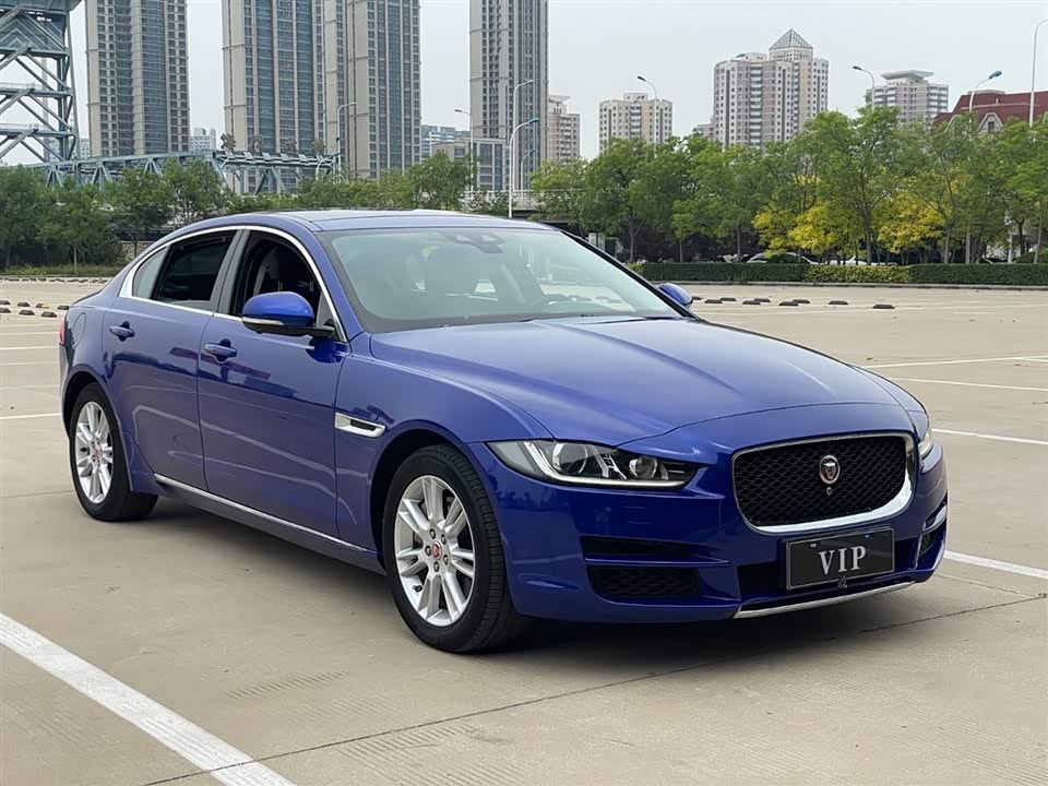 Jaguar XEL Jaguar XEL