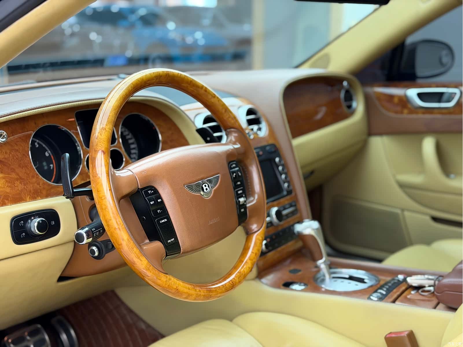 Bentley Flying Spur, 2007 8