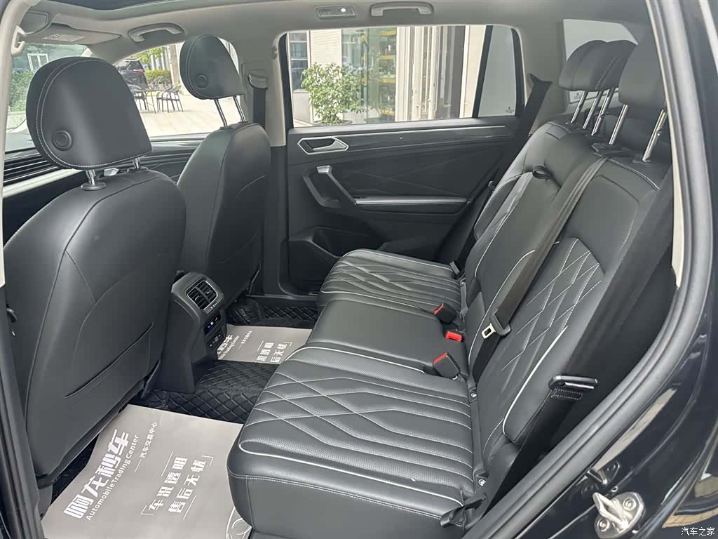 Volkswagen Tiguan L, 2023 12