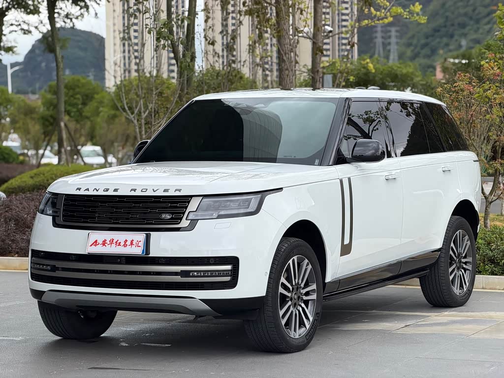 Land Rover Range Rover 2023 3.0 L6 400PS Long Wheelbase