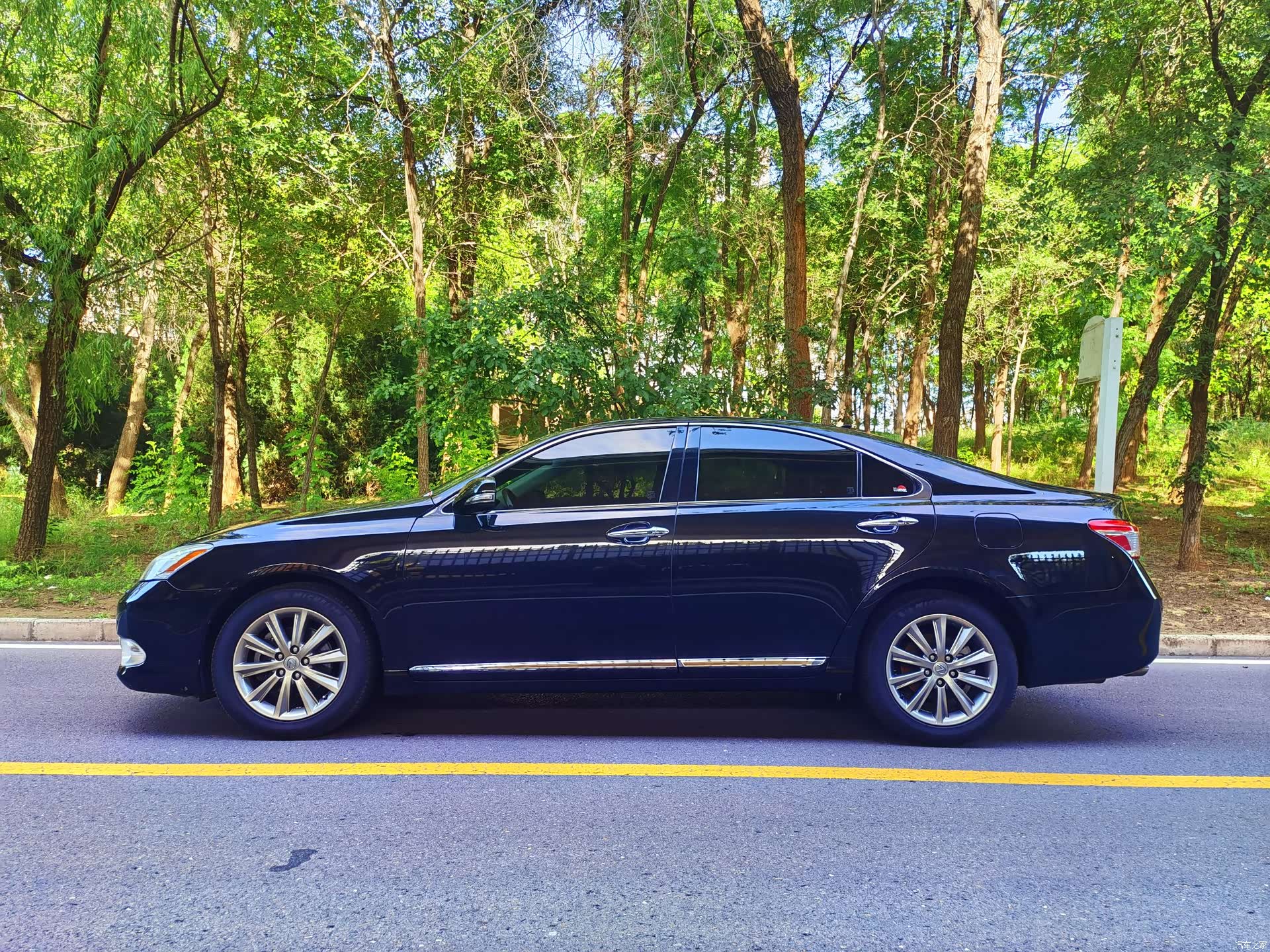 Lexus ES, 2012 4