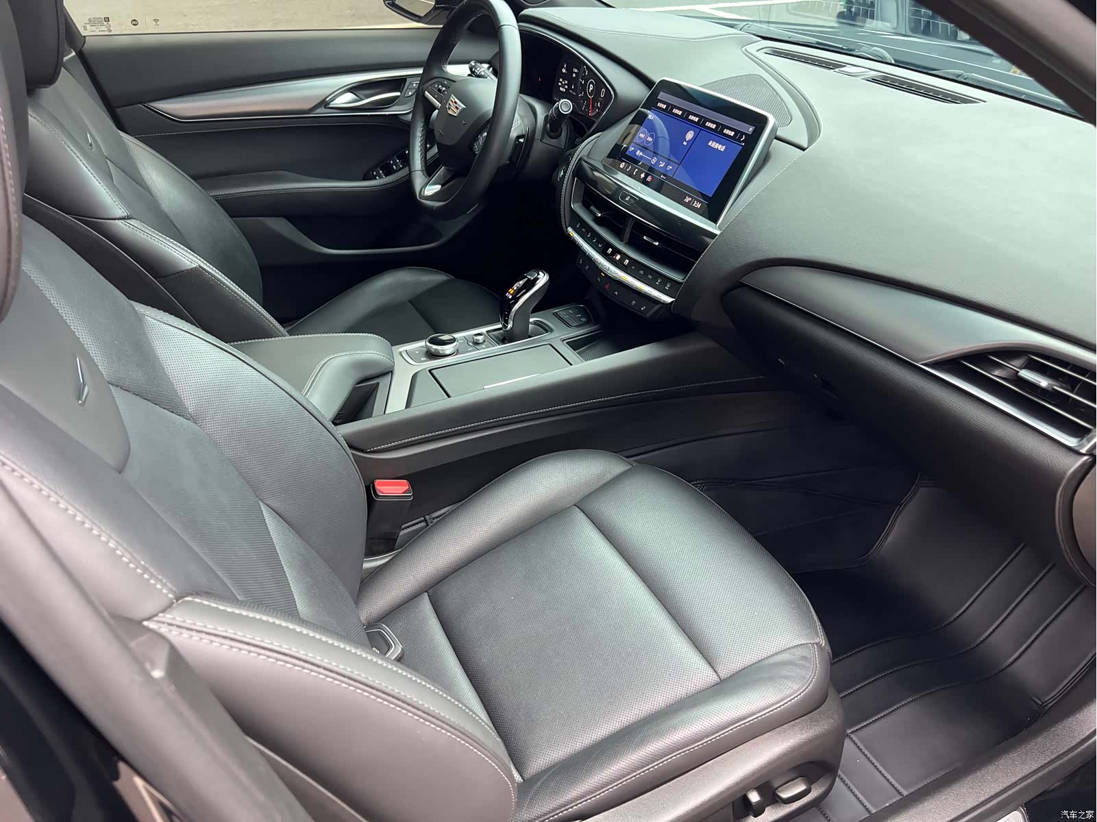 Cadillac CT5, 2023 11