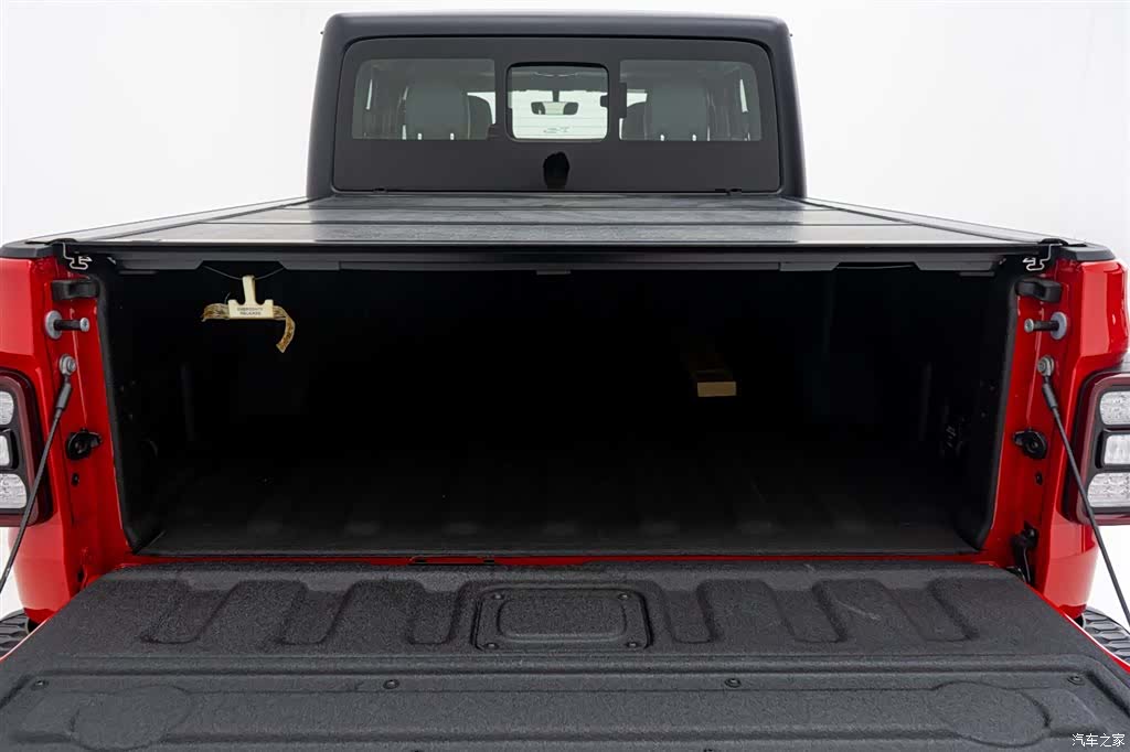 Jeep Gladiator, 2023 12