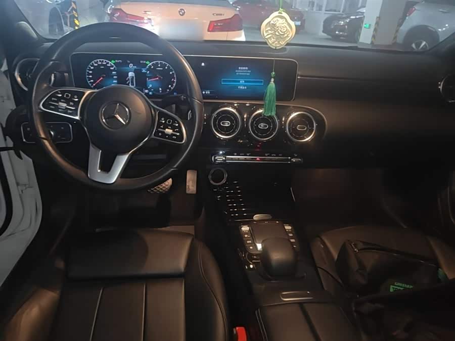 Mercedes-Benz A-Class 2020, фото 10