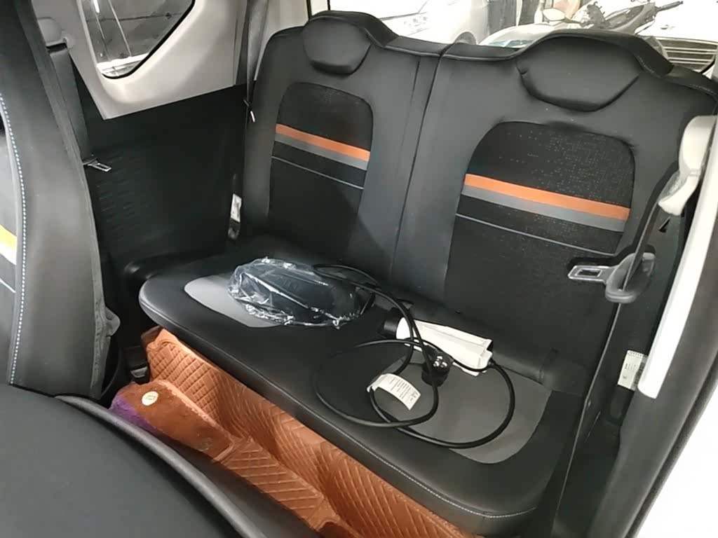 Wuling MINIEV, 2021 17