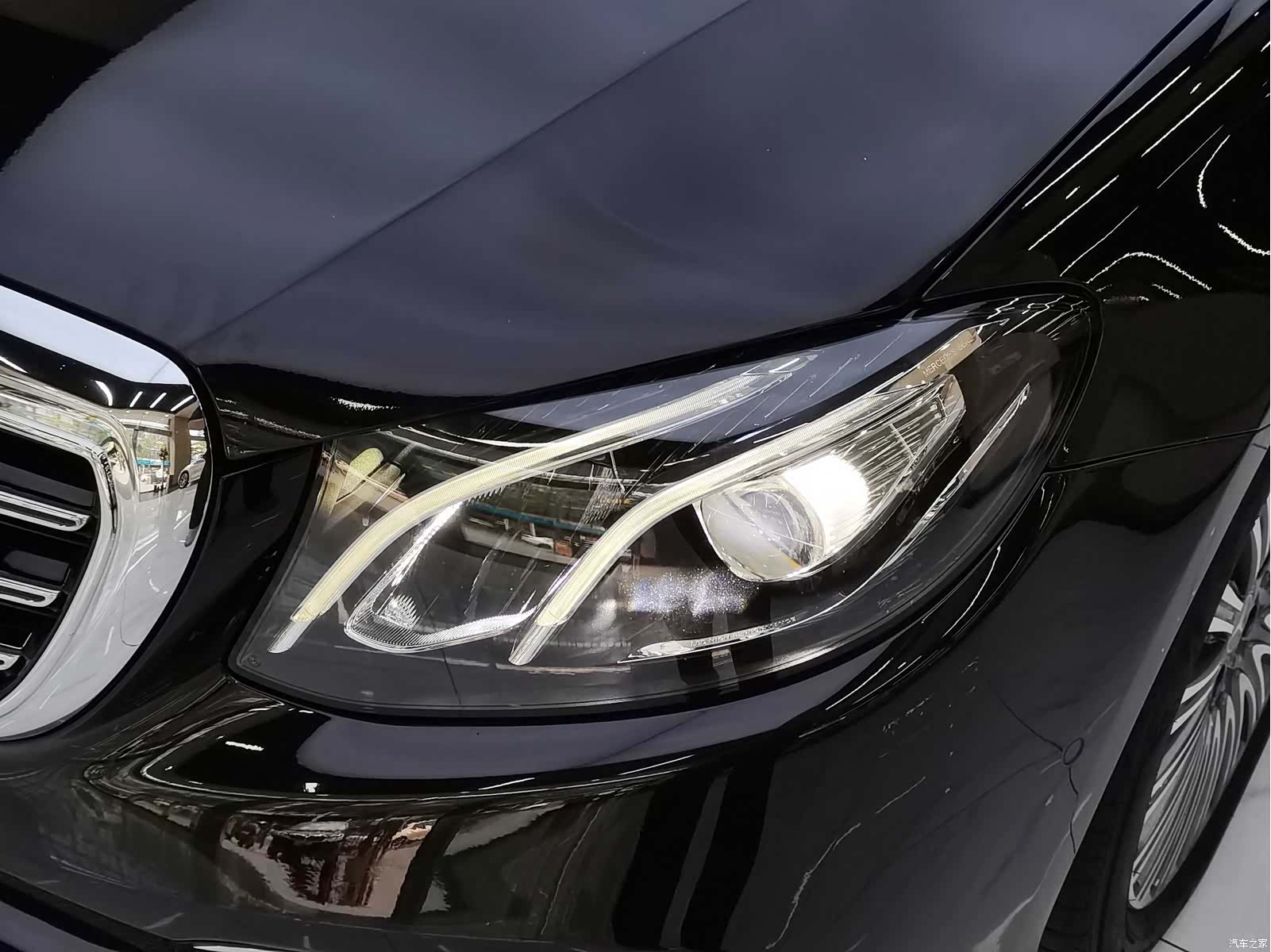 Mercedes-Benz E-Class, 2019 19