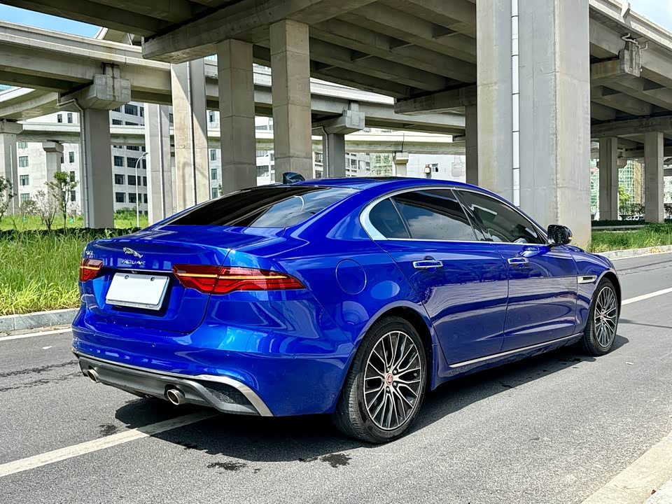 Jaguar XEL Jaguar XEL