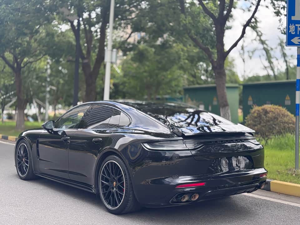 Porsche Panamera