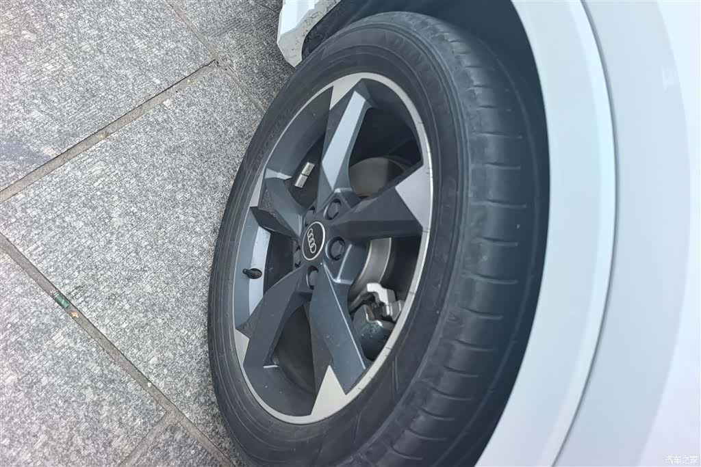 Audi Q3, 2022 6