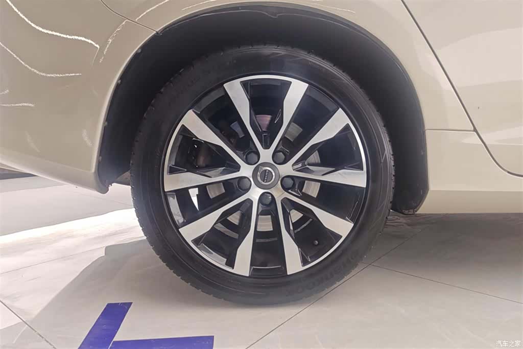 Volvo S60, 2019 6