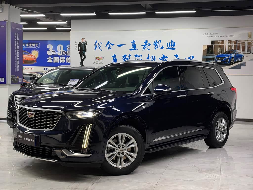 Cadillac XT6 2021 28T мест