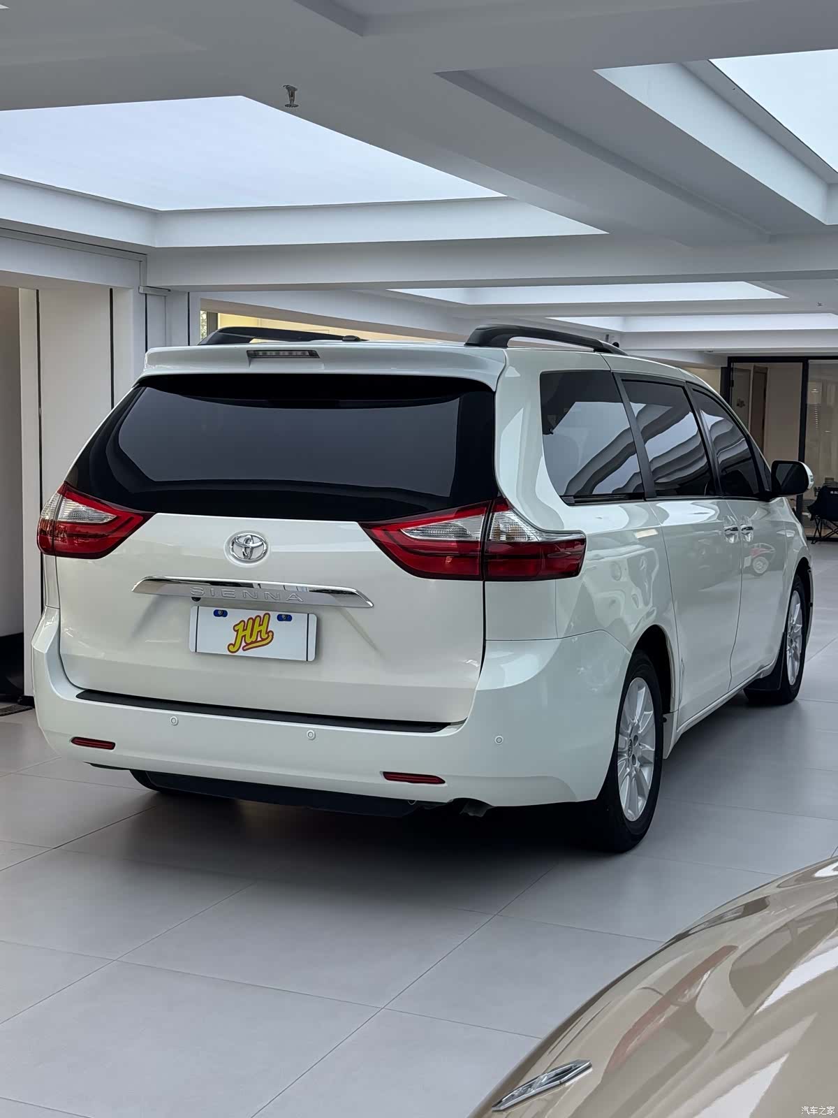 Toyota Sienna, 2017 12