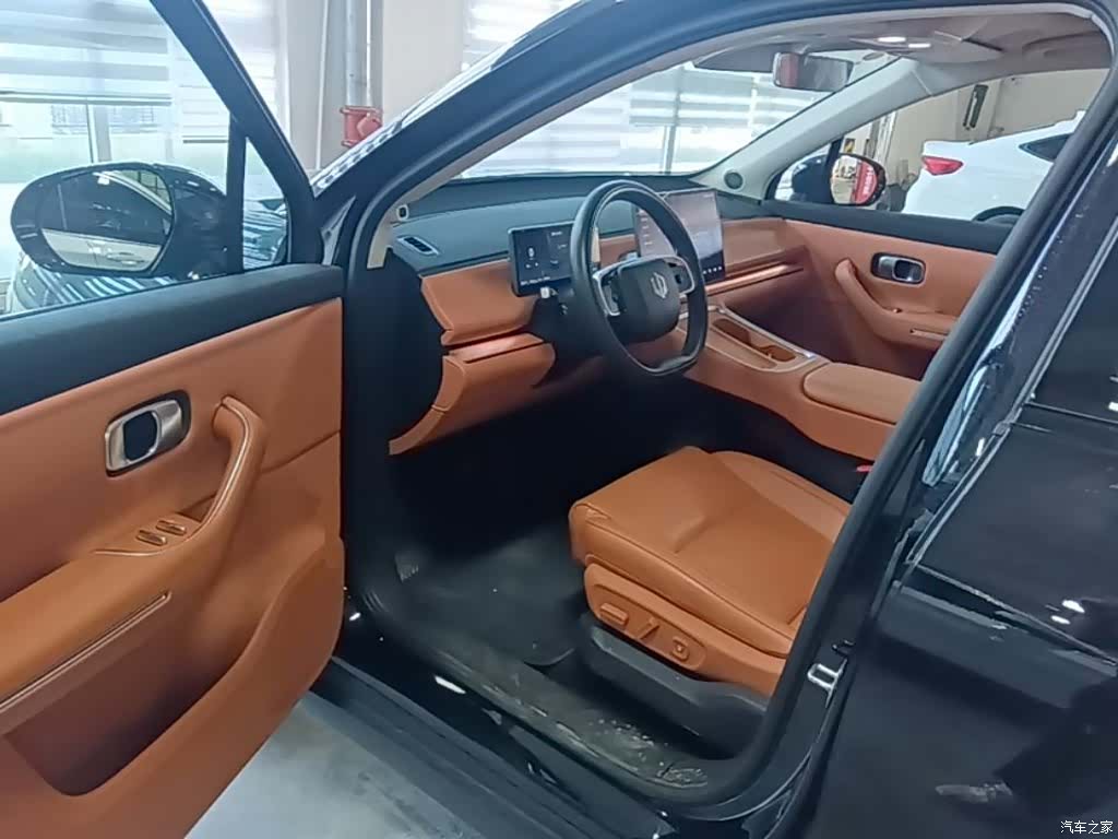 Leapmotor C16, 2025 16