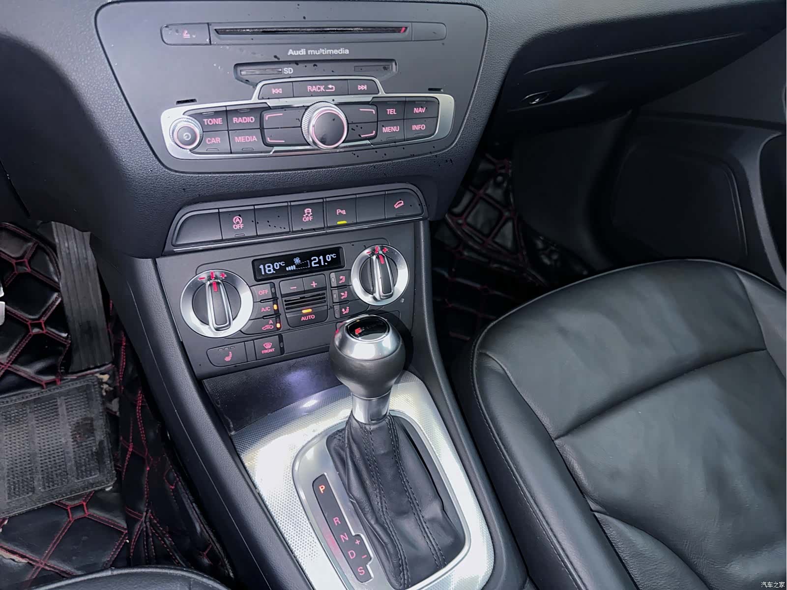 Audi Q3, 2015 11