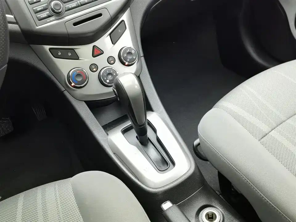 Chevrolet Aiweiou Chevrolet Aiweiou