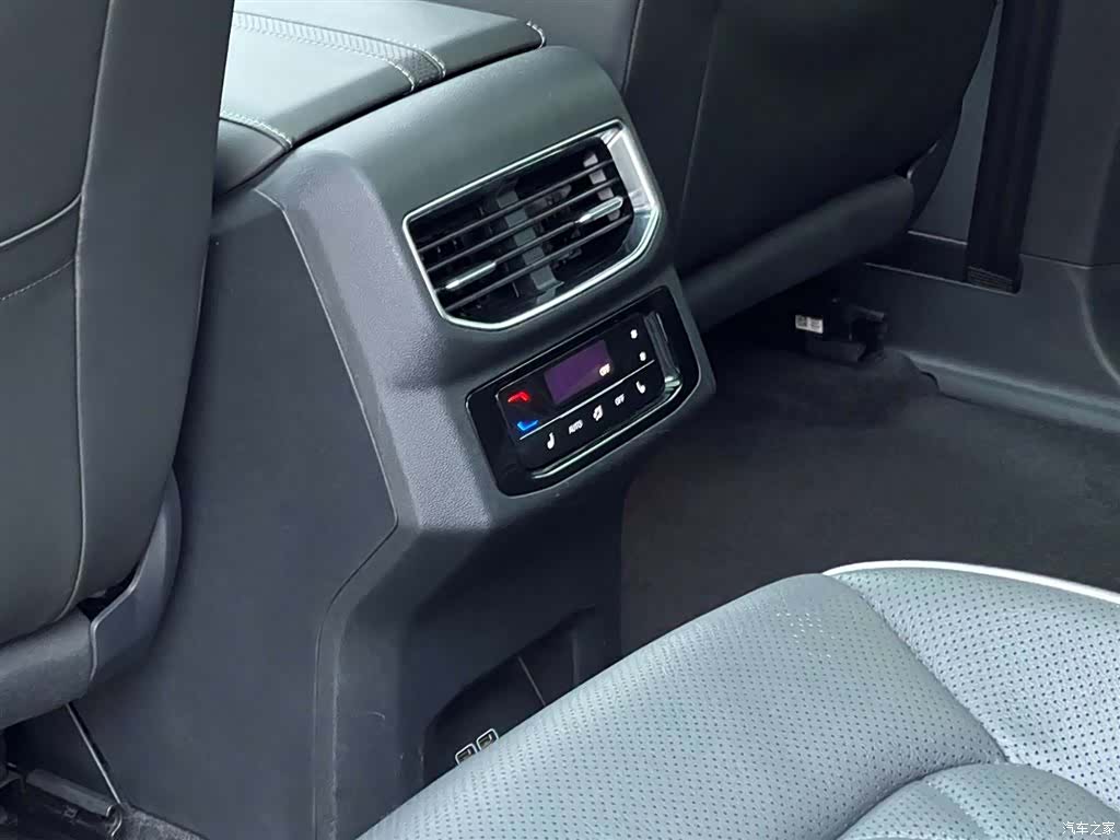 Volkswagen Talagon, 2022 27