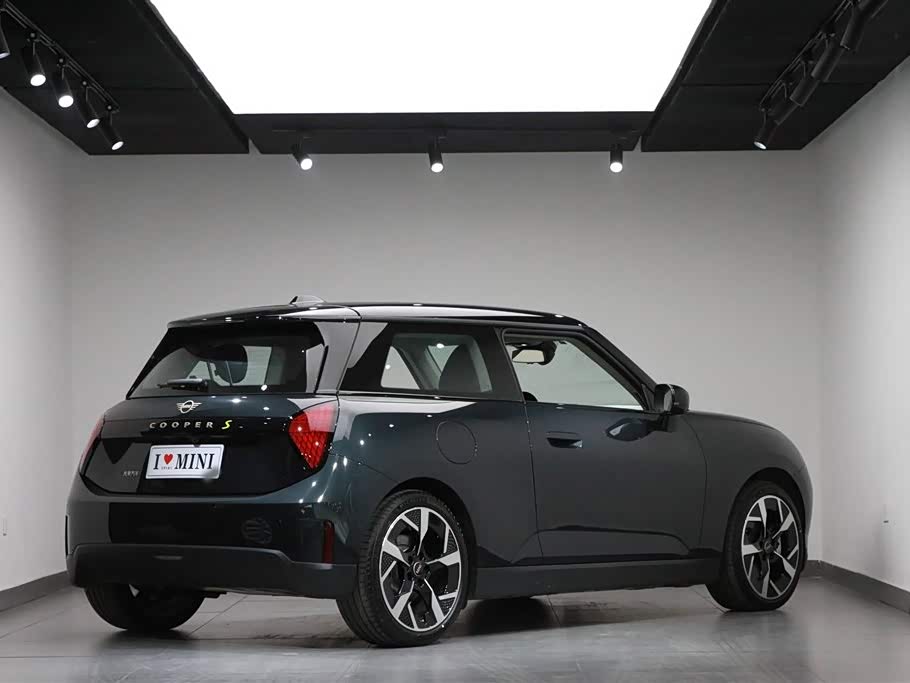 MINI Electric COOPER