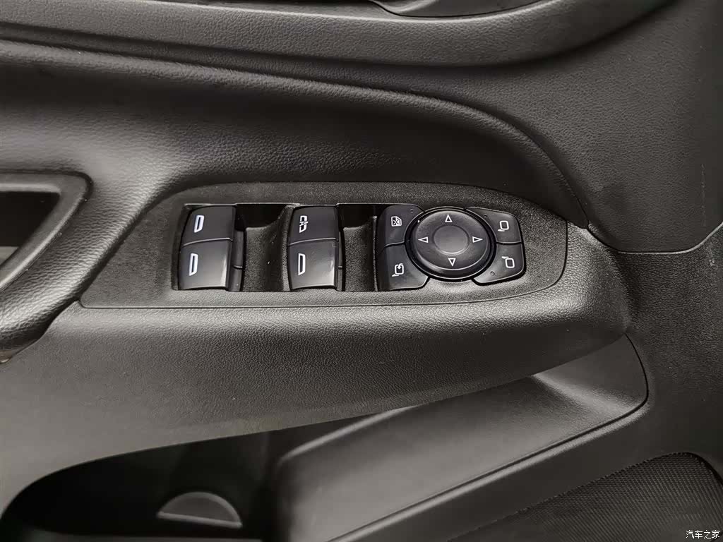 Chevrolet Equinox, 2018 9