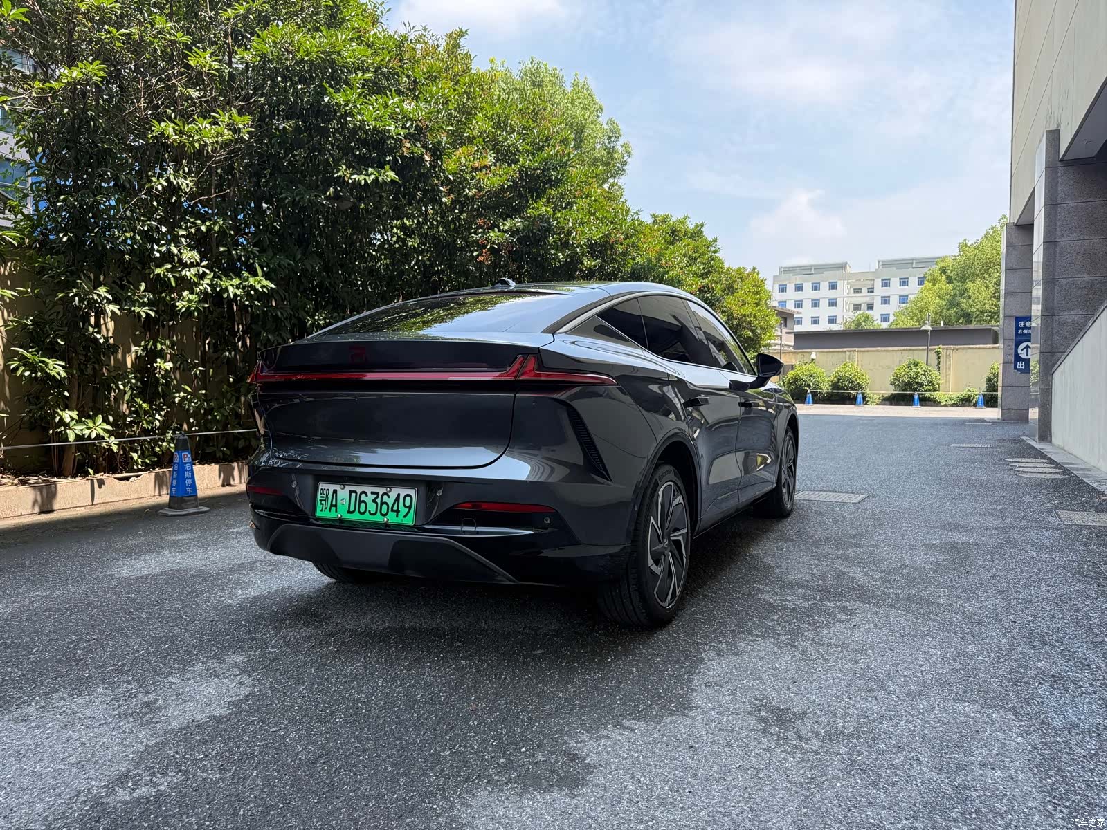 Rising Auto R7, 2024 7