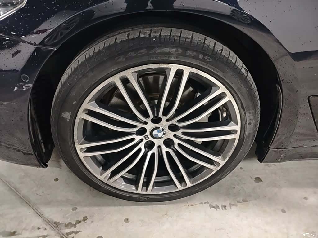 BMW 5 Series, 2017 23