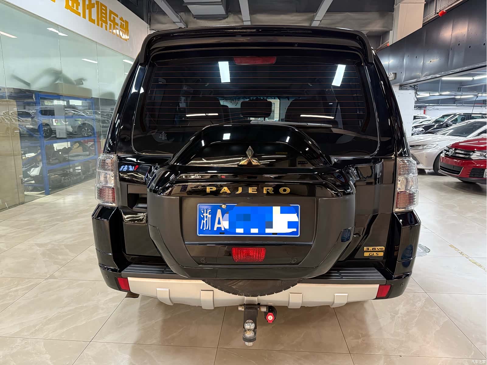 Mitsubishi Pajero, 2020 8