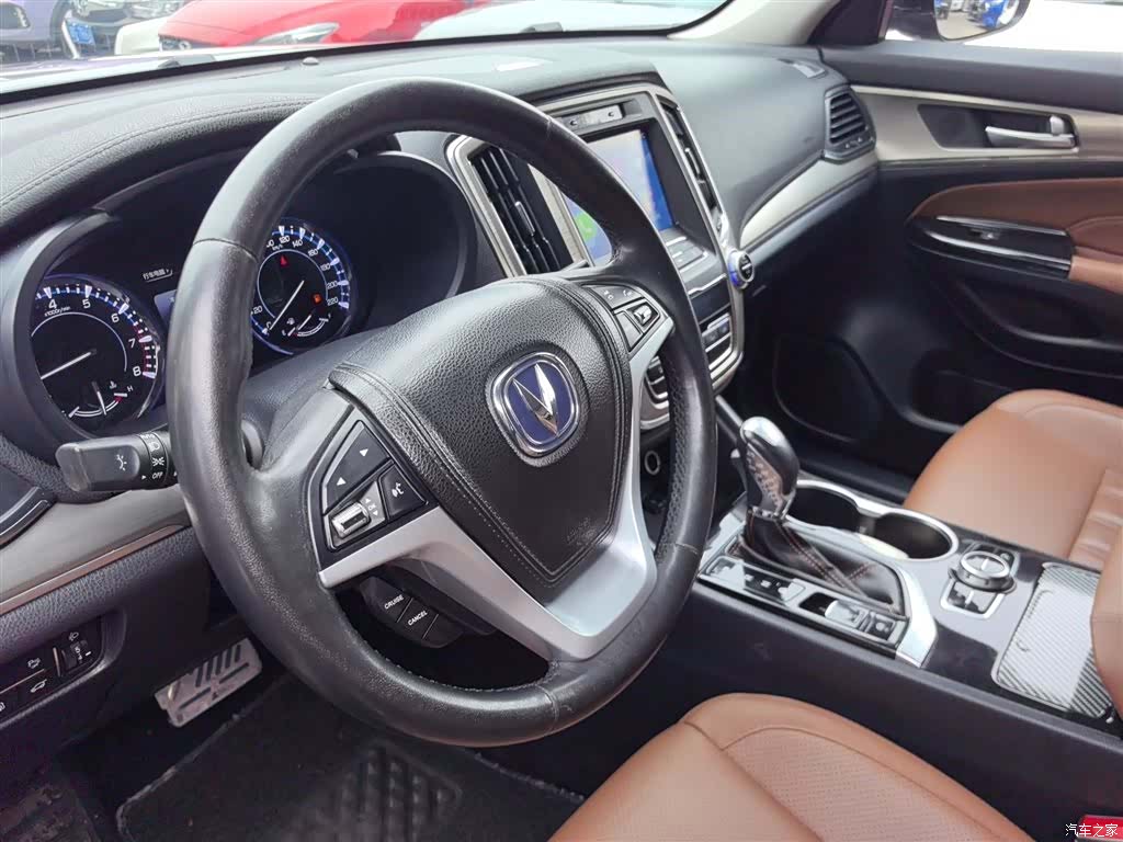 Changan CS95, 2017 9