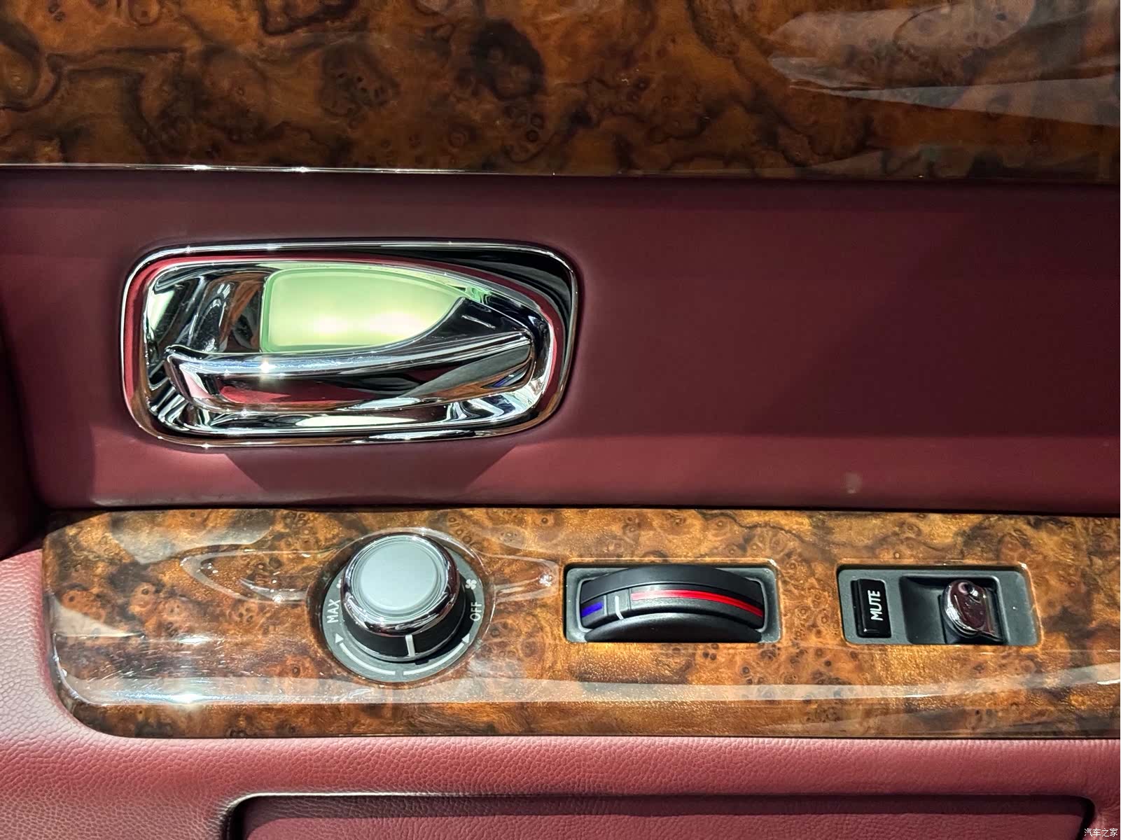Rolls-Royce Phantom, 2011 35