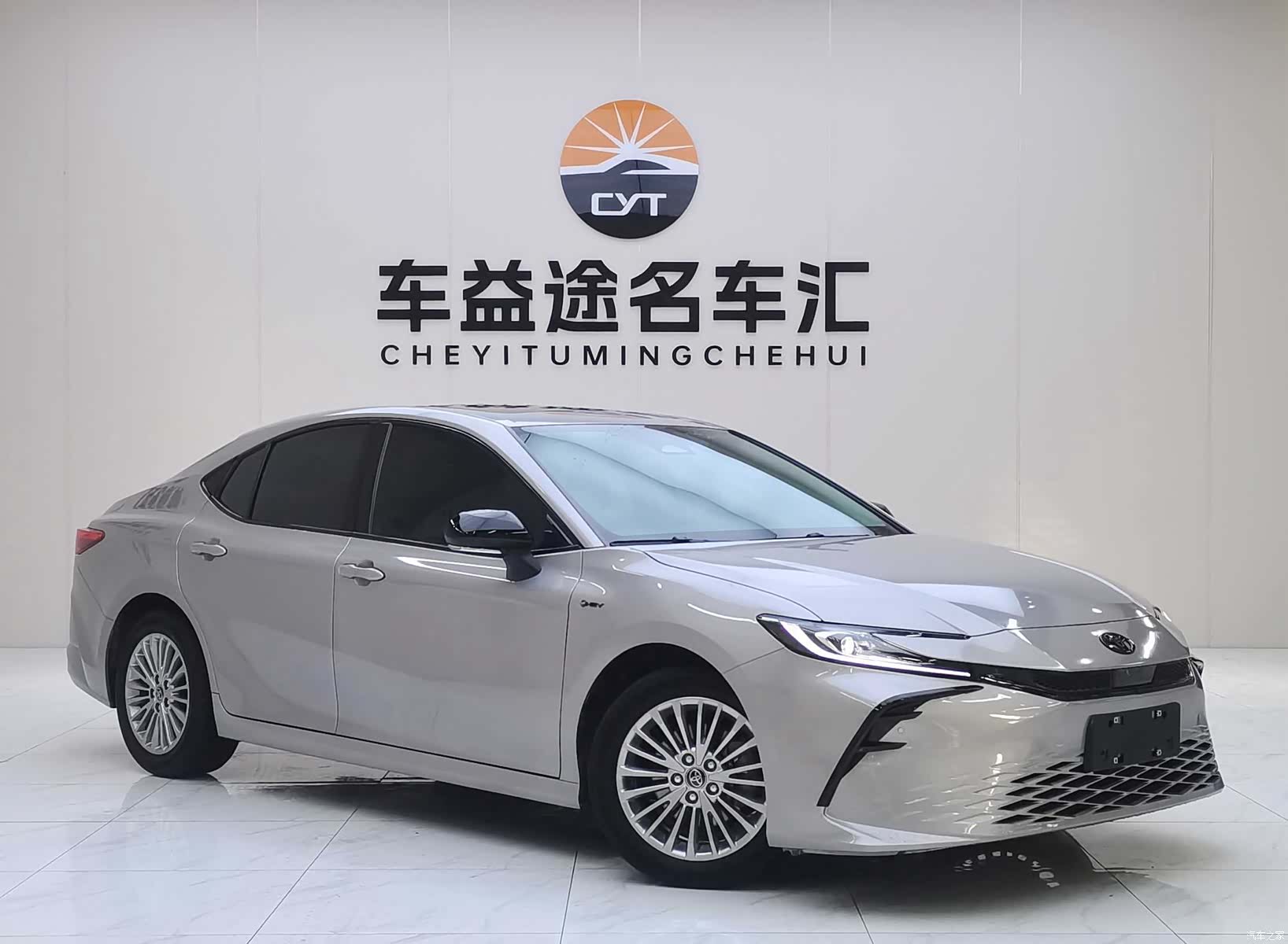 Toyota Camry, 2024 3