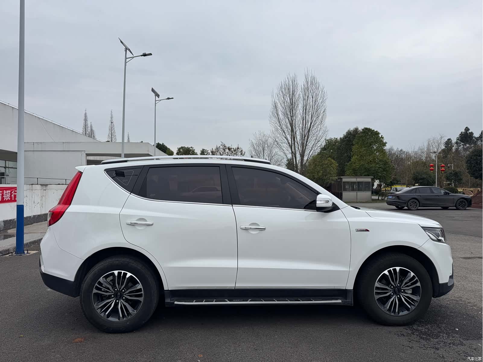 Geely X6, 2017 8