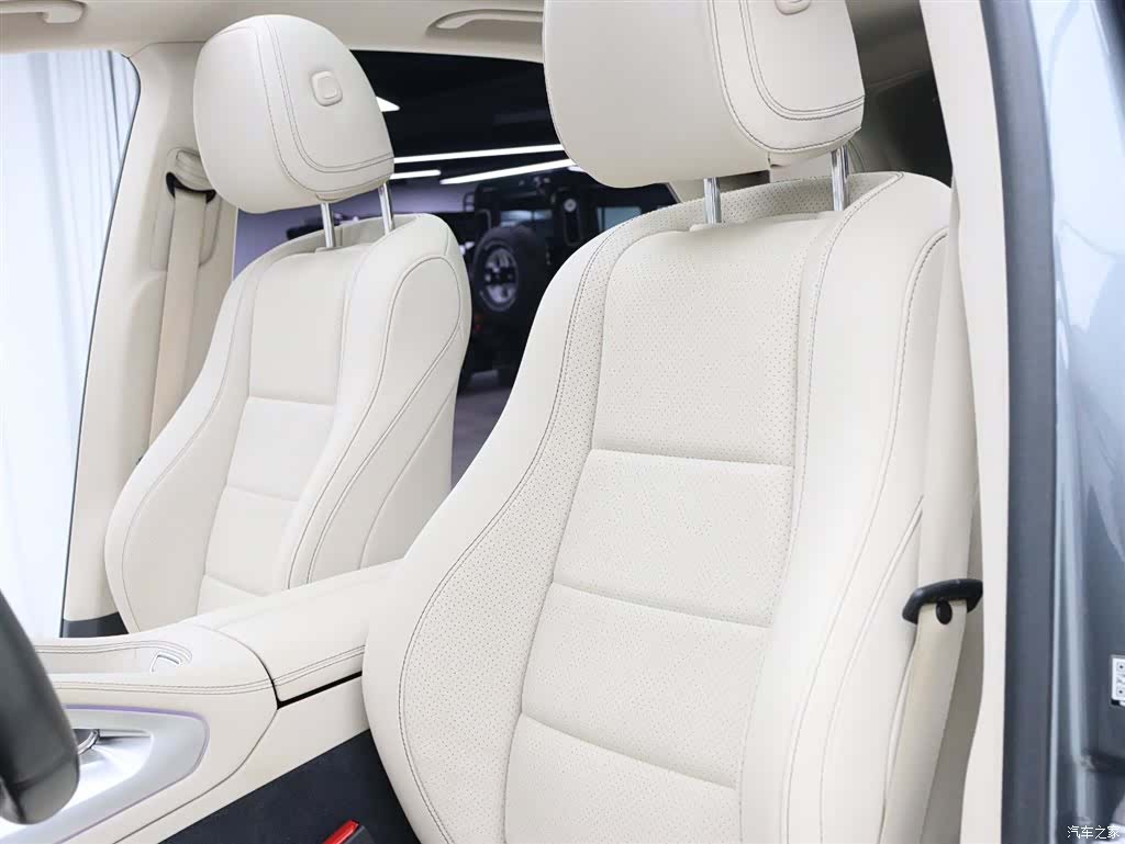 Mercedes-Benz GLE, 2019 3