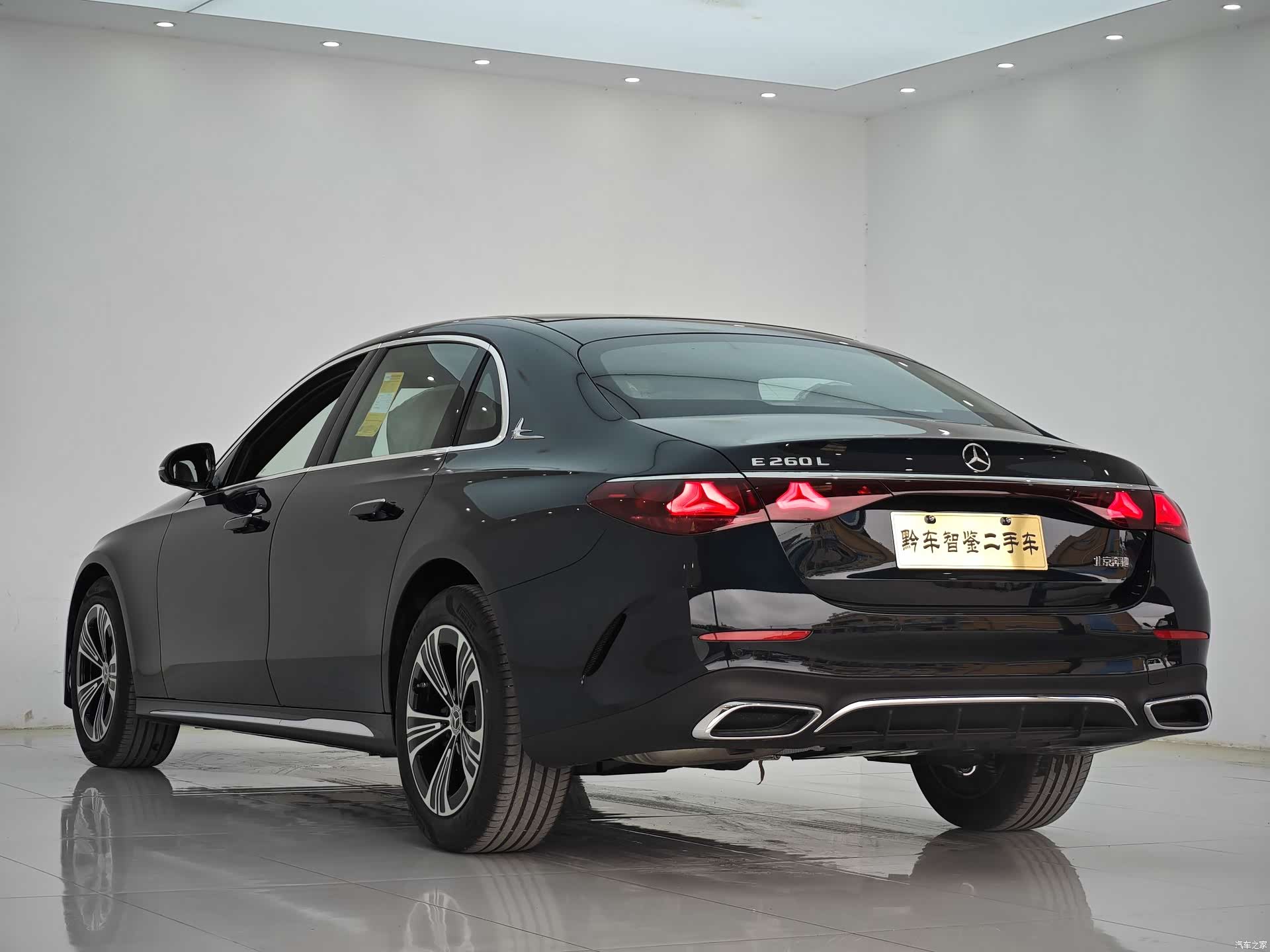 Mercedes-Benz E-Class, 2026 4