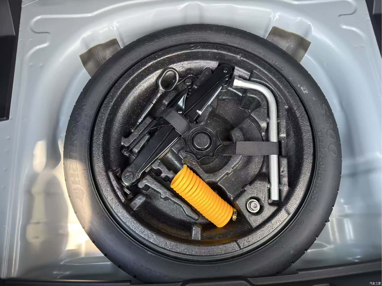 Audi Q2L, 2023 18