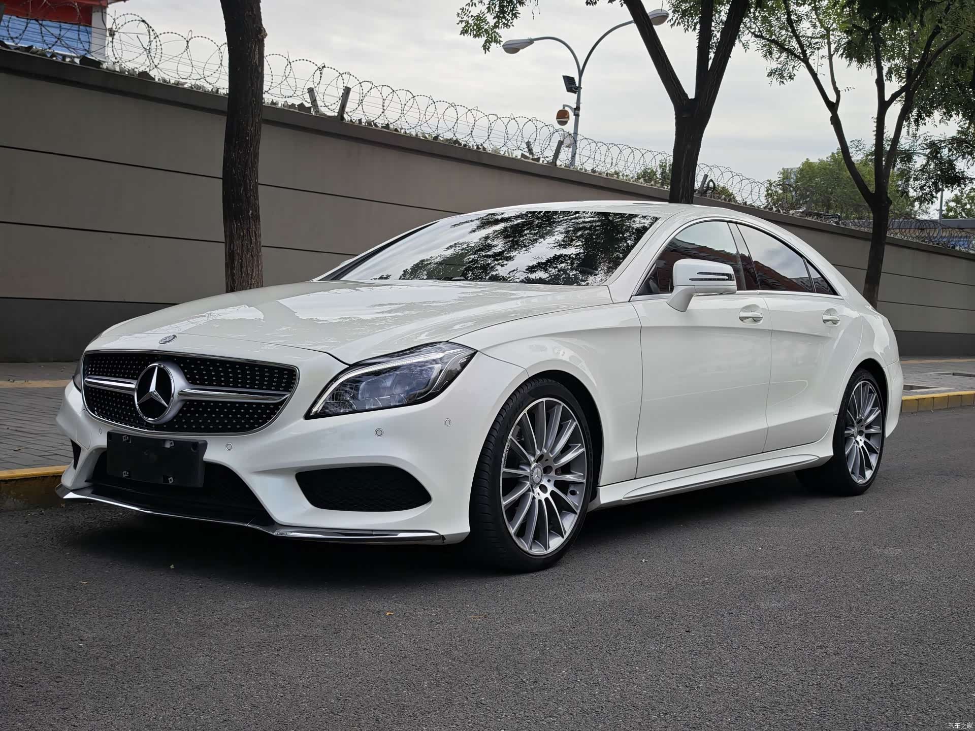 Mercedes-Benz CLS, 2016 1