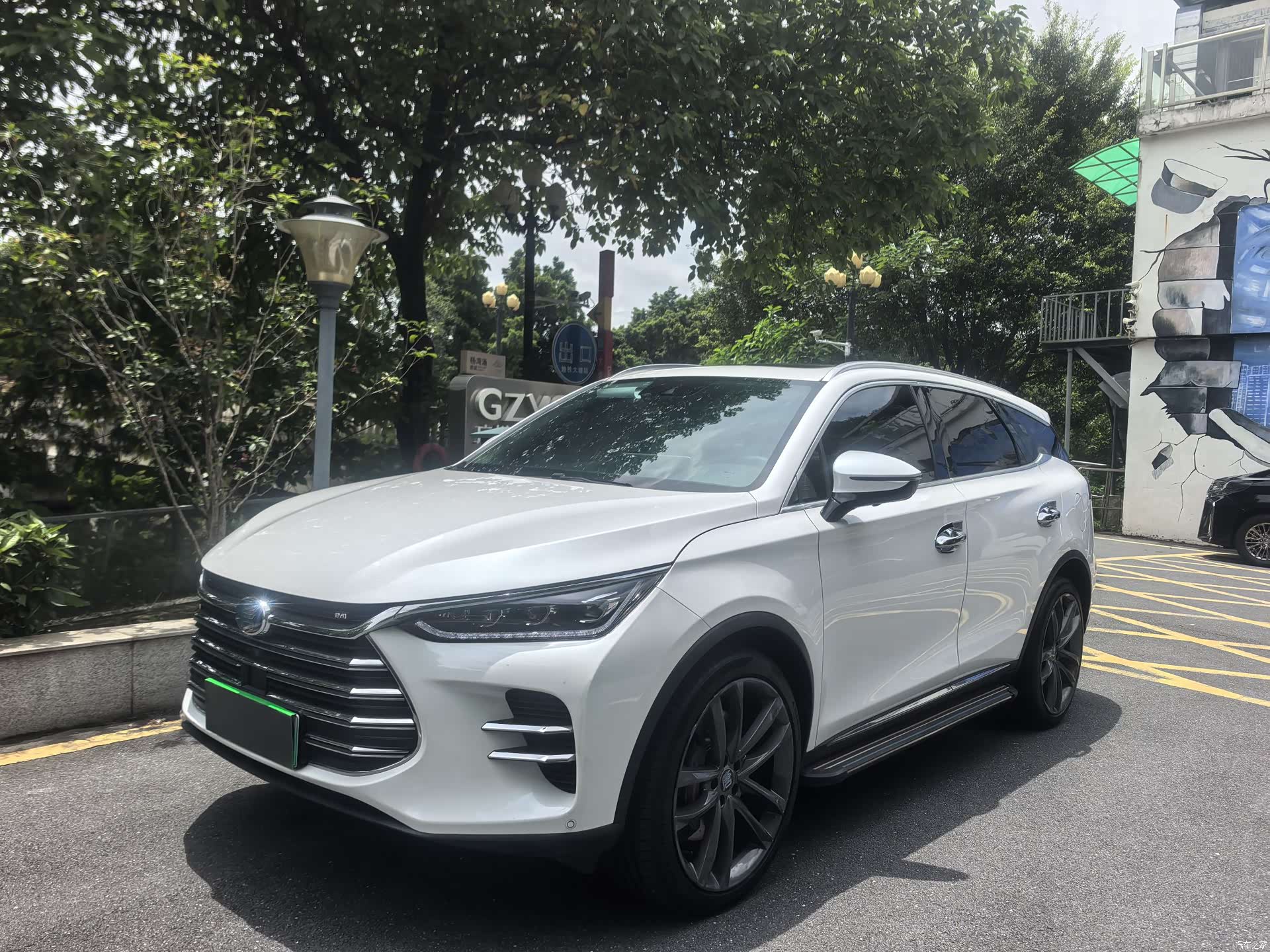 BYD Tang
