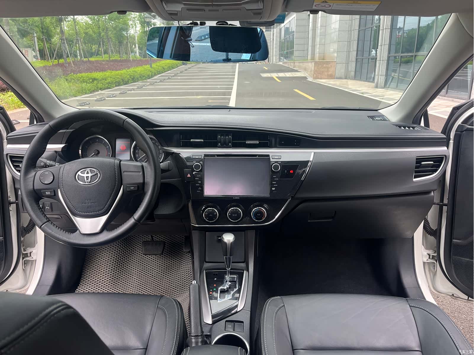 Toyota Corolla, 2014 12