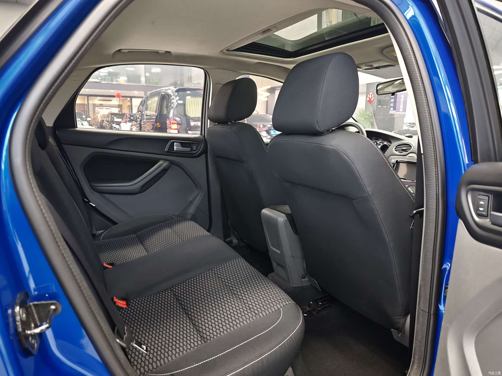 Ford Focus, 2014 все фото