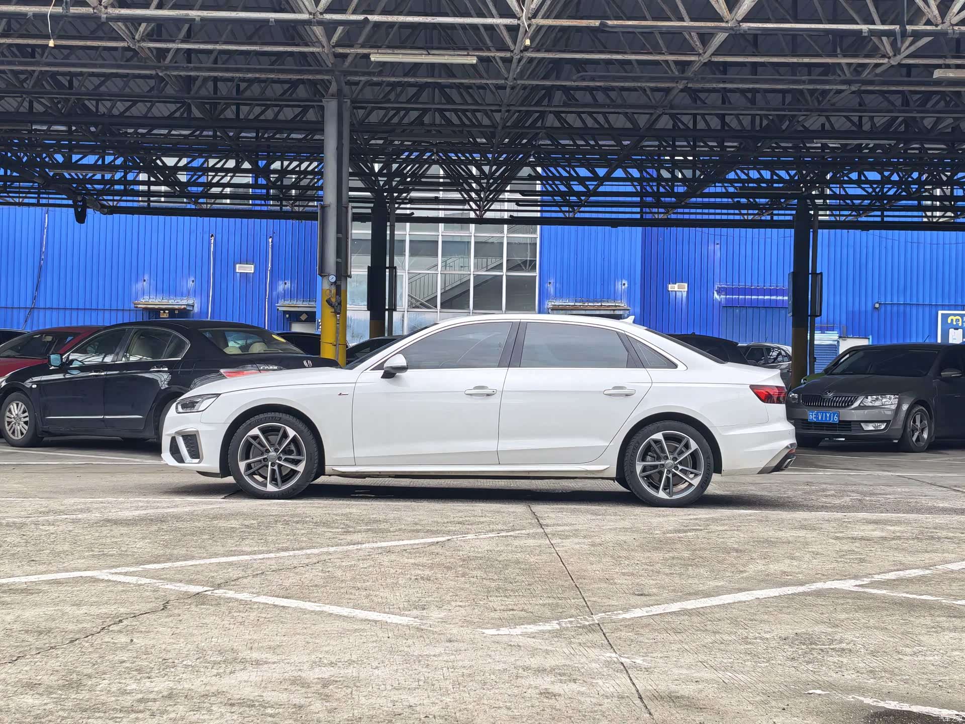 Audi A4L, 2021 2