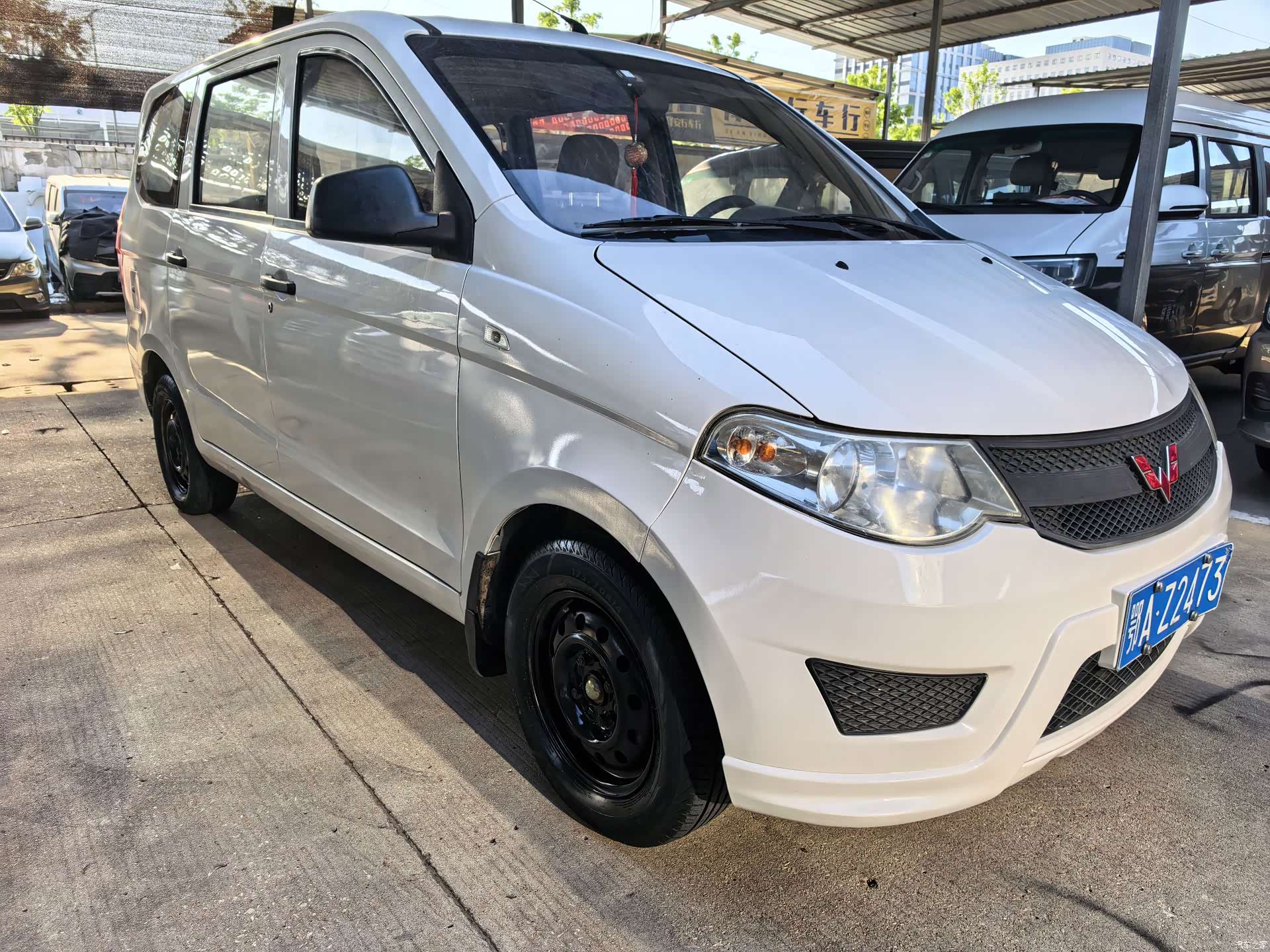 Wuling Hongguang, 2016 3