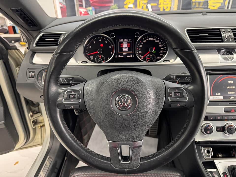 Volkswagen CC