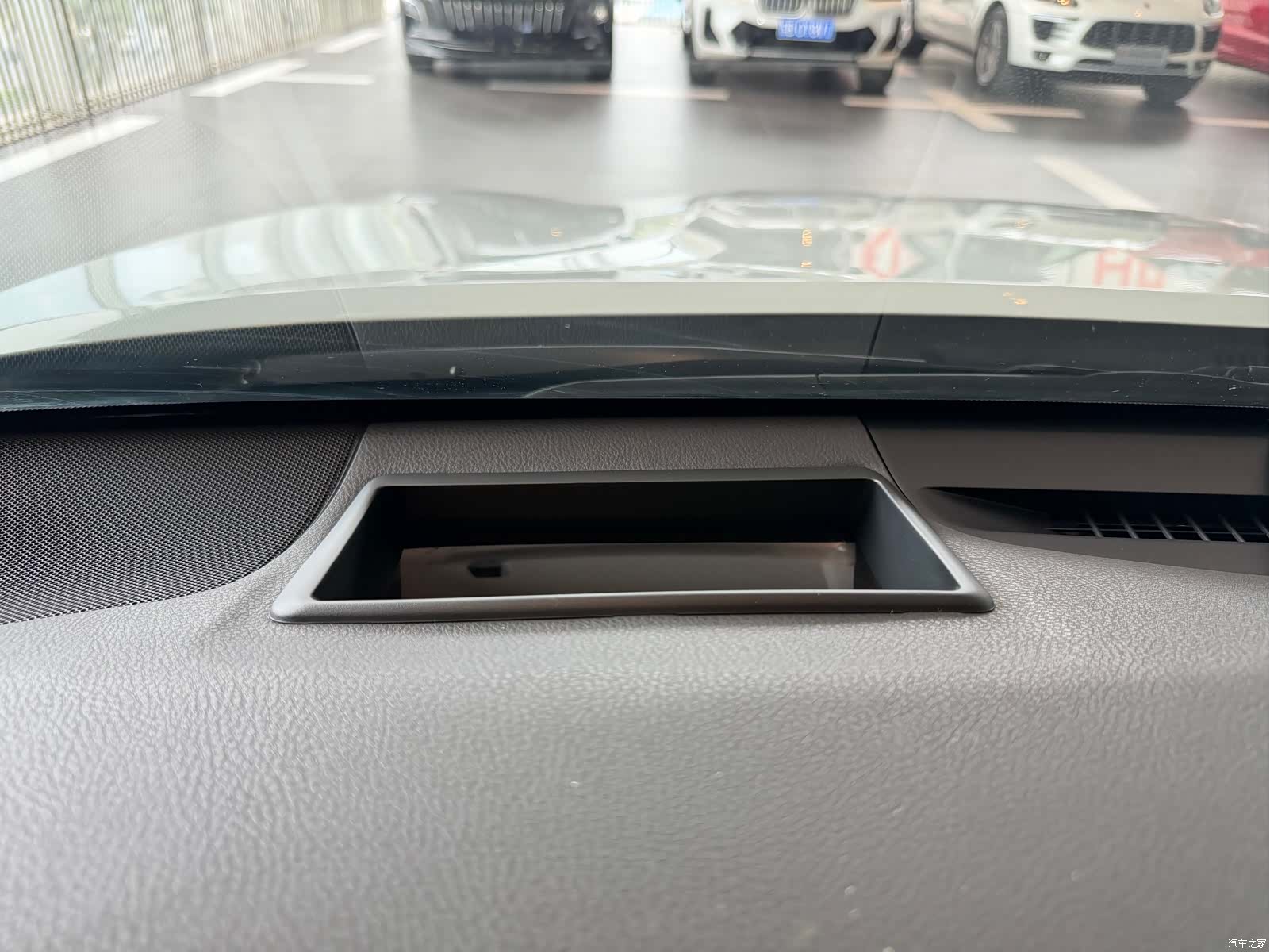Toyota Camry, 2024 16