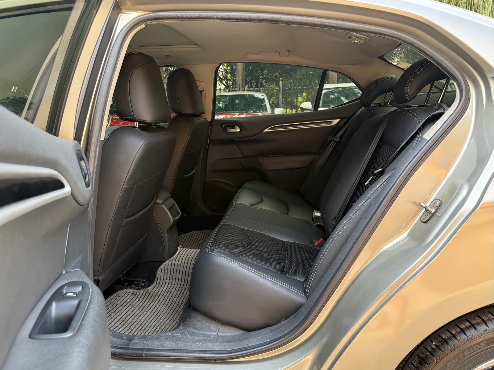 Citroen C4, 2015 все фото