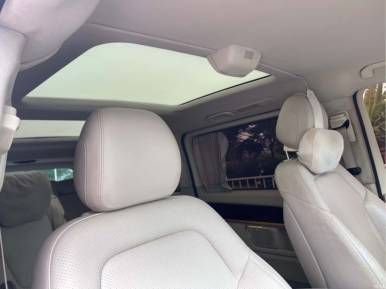 Mercedes-Benz V-Class, 2017 8