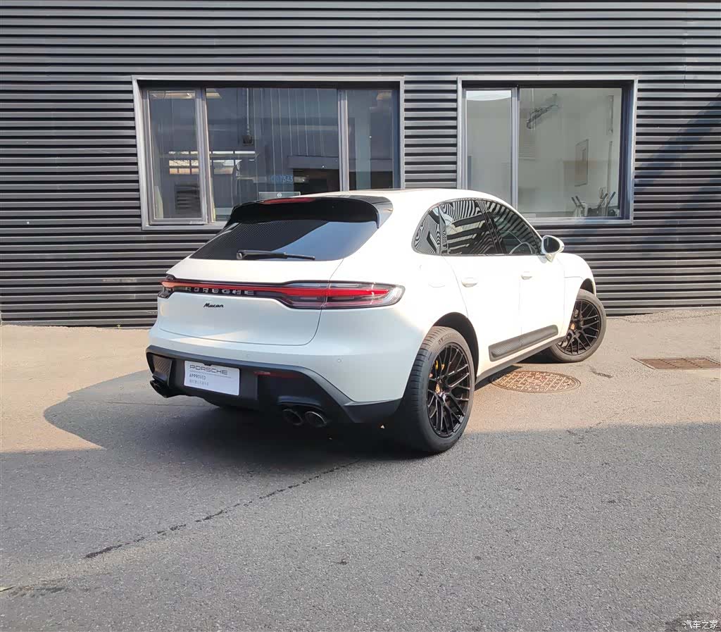 Porsche Macan, 2022 3