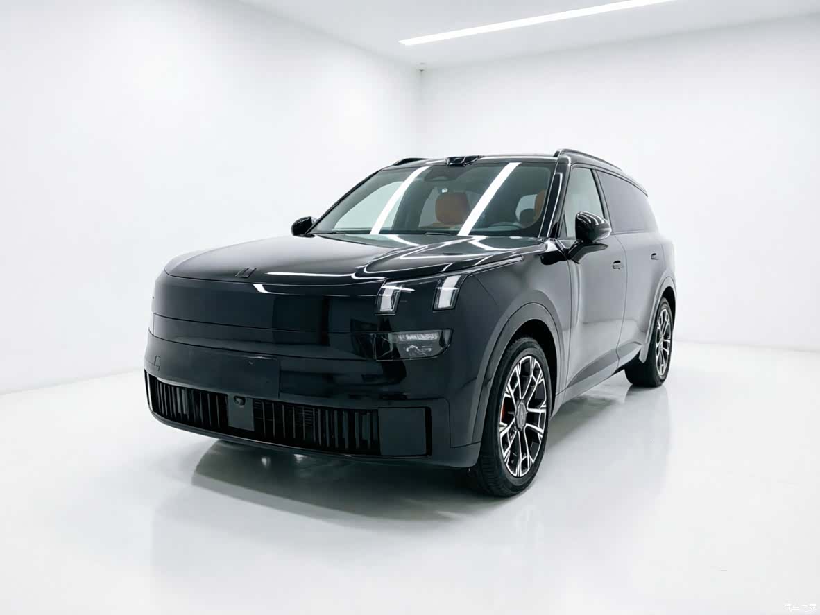 Lynk & Co 02