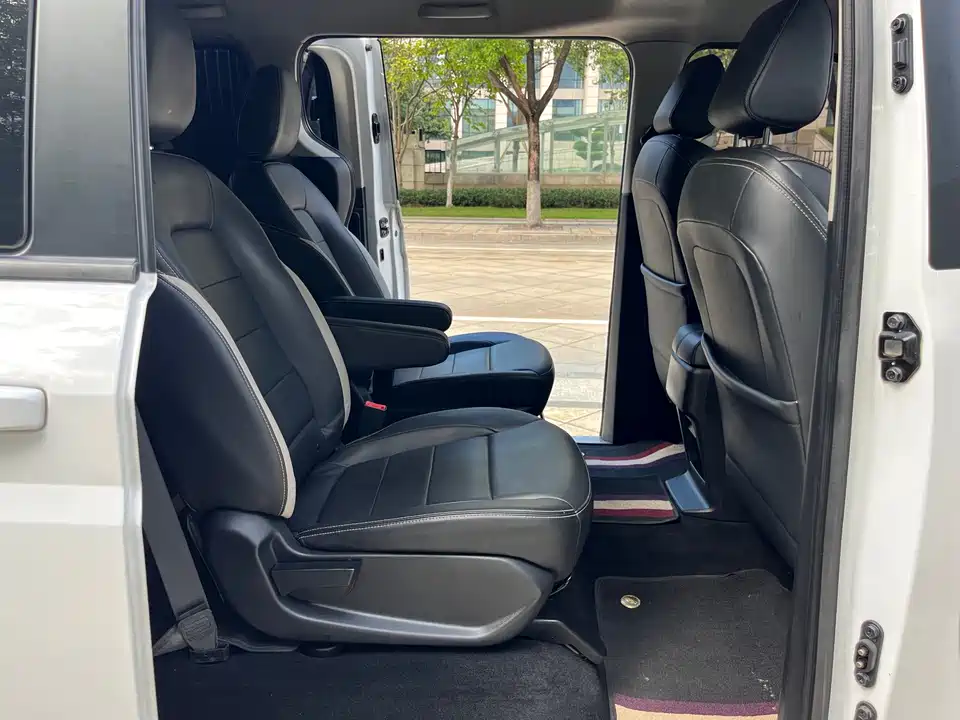 Wuling Wuling Journey